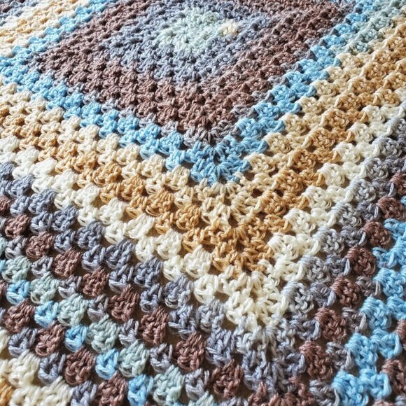 Crochet BABY BLANKET AFGHAN Lap Granny Square 30"x 30" Blue Beige Gray Brown New - Picture 3 of 6